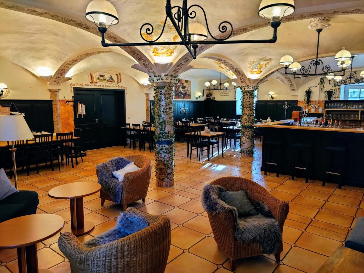 A8 Hotel Im Darchinger Hof Bed & Breakfast - Zwischen Holzkirchen Und Weyarn - Zwischen Muenchen Salzburg Und Innsbruck - Kurz Vor Dem Irschenberg Kültér fotó